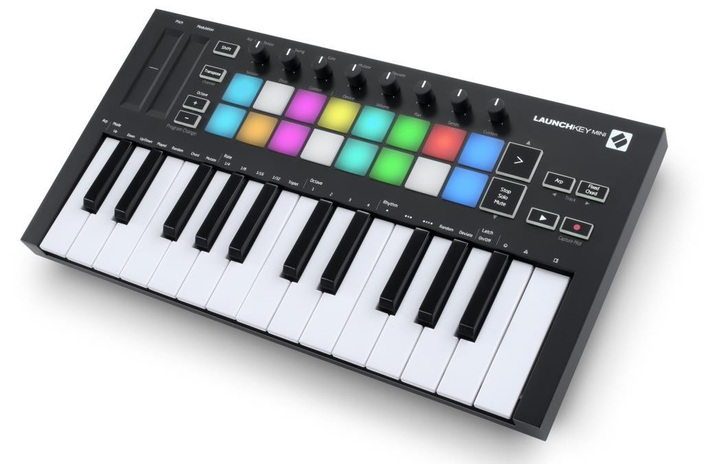 【ほぼ未使用】Novation Launchkey Mini MK3 MIDI Novation Launchkey Mini MK3 USB Midi Controller