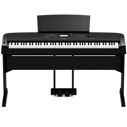 Yamaha DGX-670 88-Keys Digital Piano