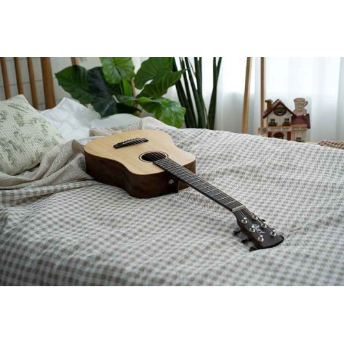 Cort Earth Series EARTH-MINI E Adirondack Electric Acoustic Guitar | Hear Rich Tone